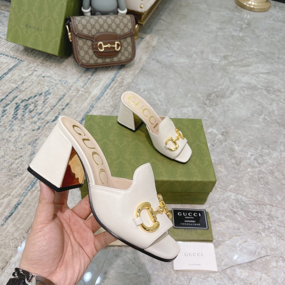 GUCCI WOMEN’S SLIDE SANDAL WITH HORSEBIT WHITE 655412 BKO00 9022 - Image 9