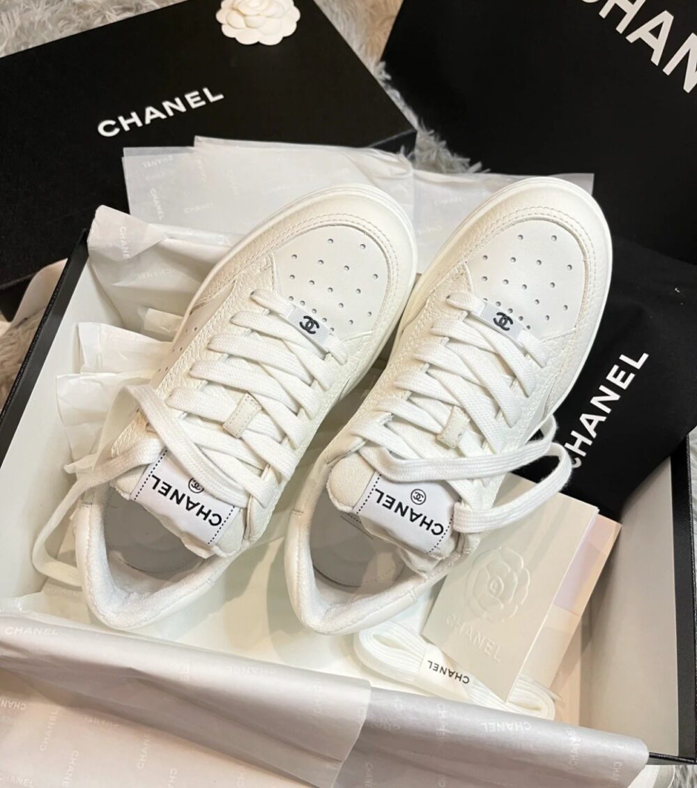 CHANEL RUNNER TRAINER SNEAKER WHITE G35934 - Image 2