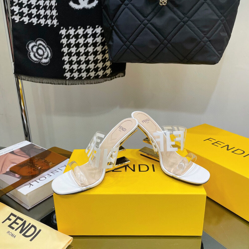 FENDI FIRST FF TRANSPARENT PLASTIC HANDLE WHITE - Image 6