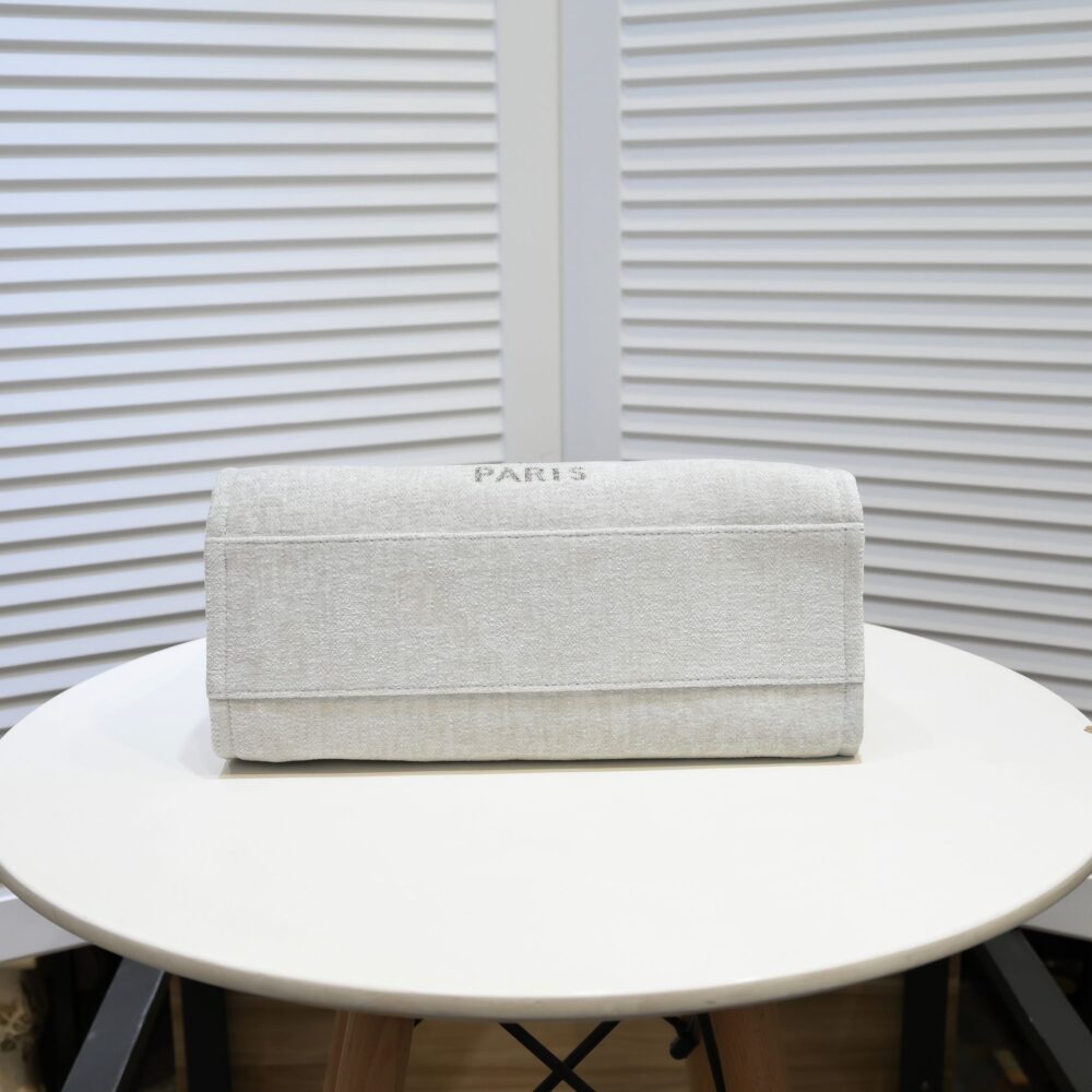 CHANEL SMALL DEAUVILLE CANVAS TOTE 34CM - Image 4
