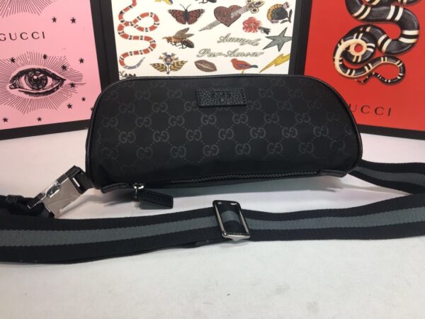 GUCCI FANNY PACK BELT BAG MONOGRAM GG BLACK 27CM - Image 9