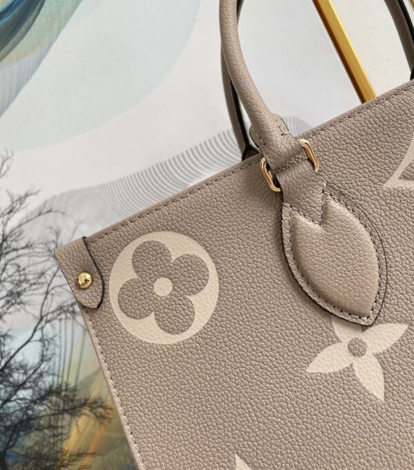 LOUIS VUITTON ONTHEGO MM 35CM BEIGE M45494 - Image 3