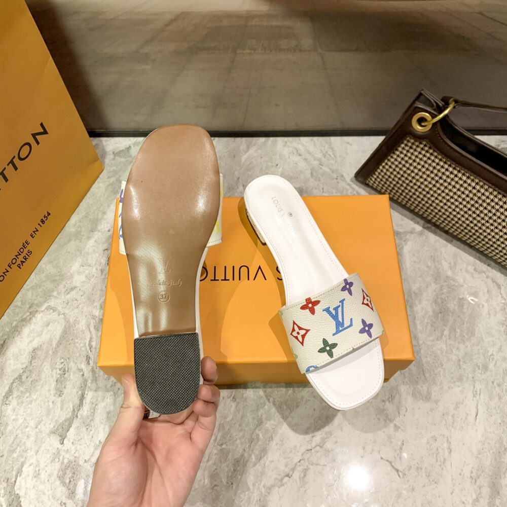 LOUIS VUITTON LOCK IT FLAT MULE MONOGRAM MULTICOLOR - Image 2