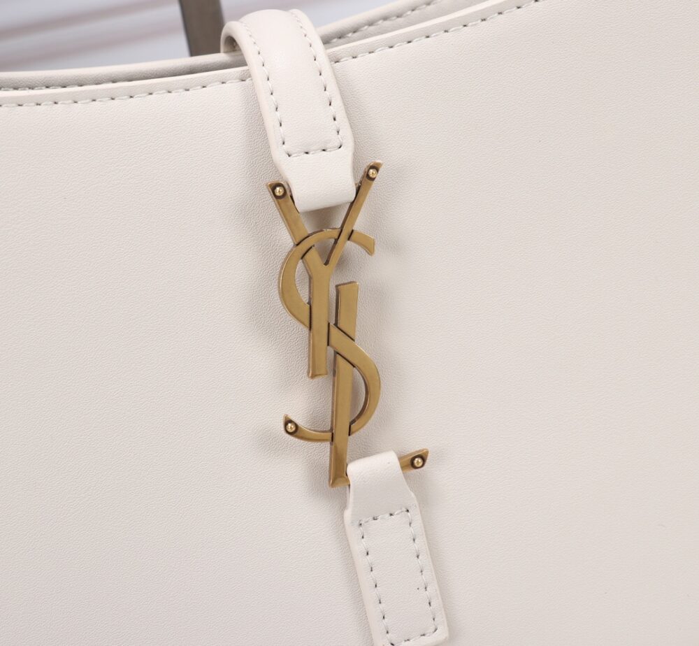 SAINT LAURENT LE 5 À 7 HOBO BAG IN SMOOTH LEATHER WHITE 23CM 6572282R20W9207 - Image 7
