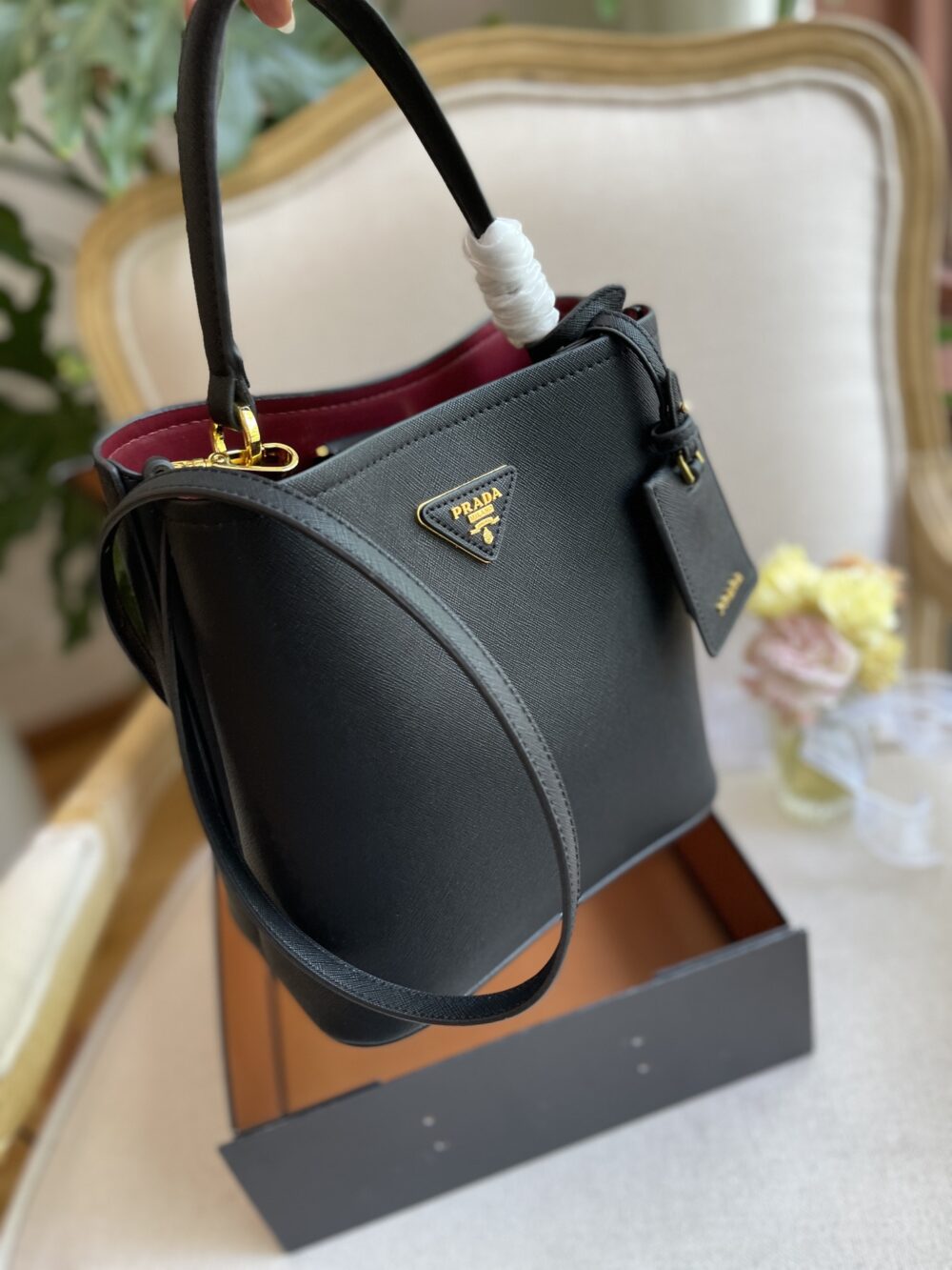 PRADA MEDIUM SAFFIANO LEATHER PANIER BAG BLACK 1BA2122ERXF0LJ4VOOO - Image 3