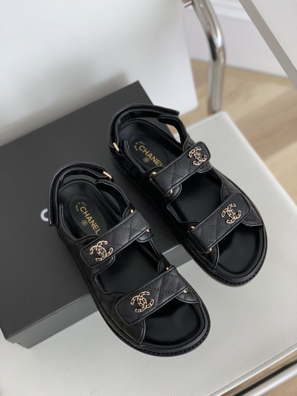 CHANEL CC BUTTON VELCRO BLACK SANDALS GRAINED LEATHER - Image 2