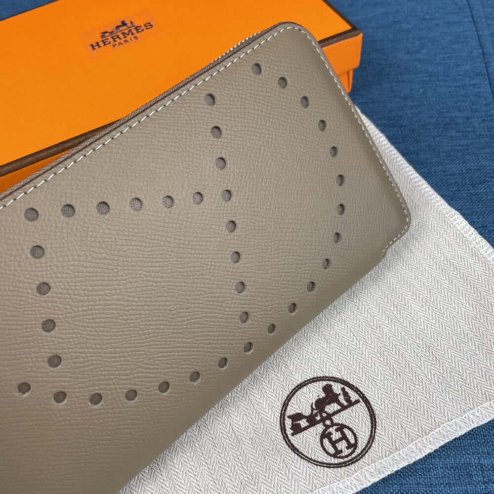 HERMES EVELYNE CHEVRE LEATHER ZIP LONG WALLET GREY 19CM - Image 4
