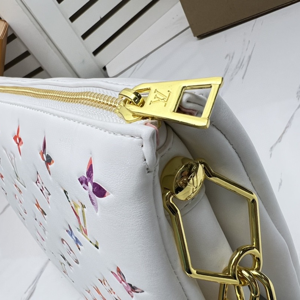 LOUIS VUITTON BOLSO COUSSIN PM WHITE 26CM M21209 - Image 6