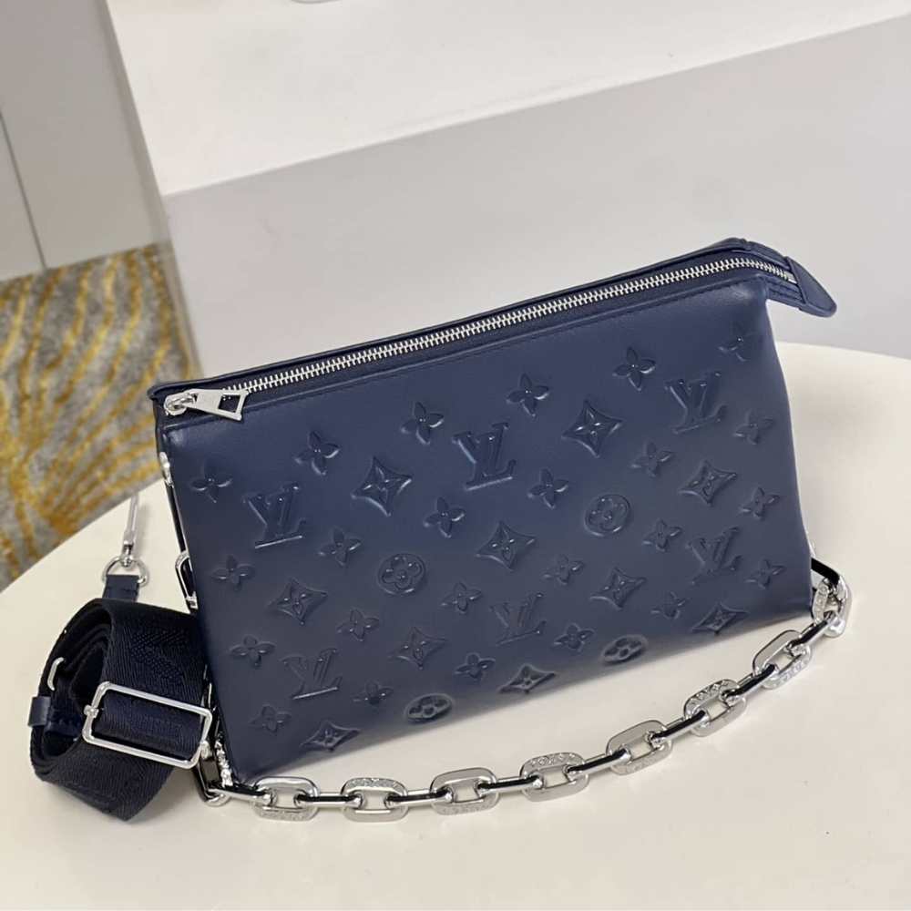 LOUIS VUITTON COUSSIN PM BLUE 26CM M20379 - Image 3