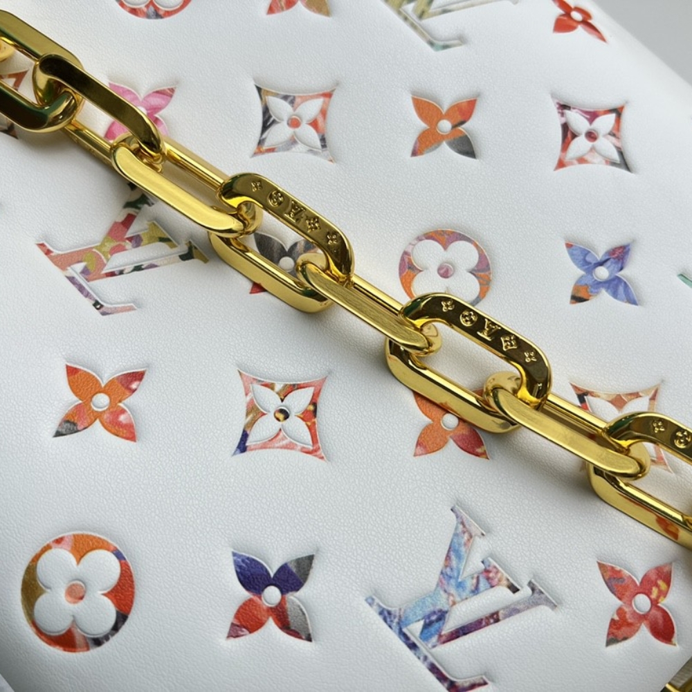 LOUIS VUITTON BOLSO COUSSIN PM WHITE 26CM M21209 - Image 7