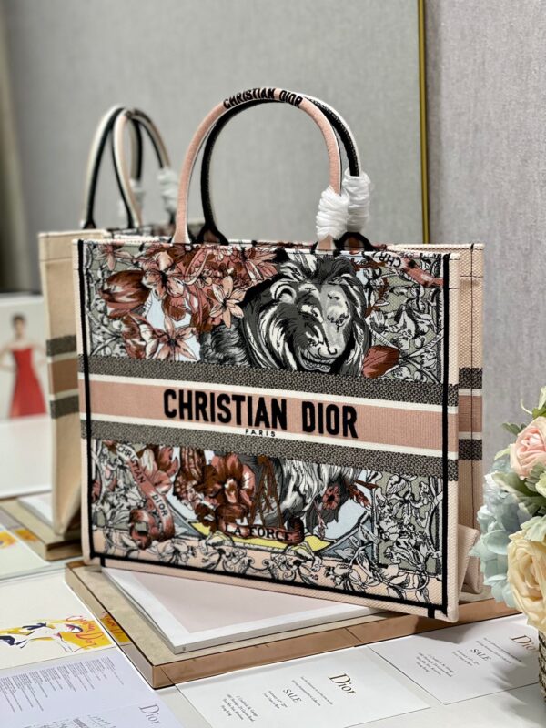 DIOR LARGE BOOK TOTE MULTICOLOR LA FORCE EMBROIDERY 42CM M1286ZFOR M884 - Image 5