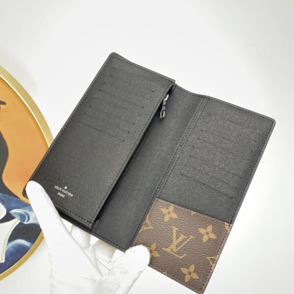 LOUIS VUITTON MONOGRAM BRAZZA WALLET M69410 - Image 7