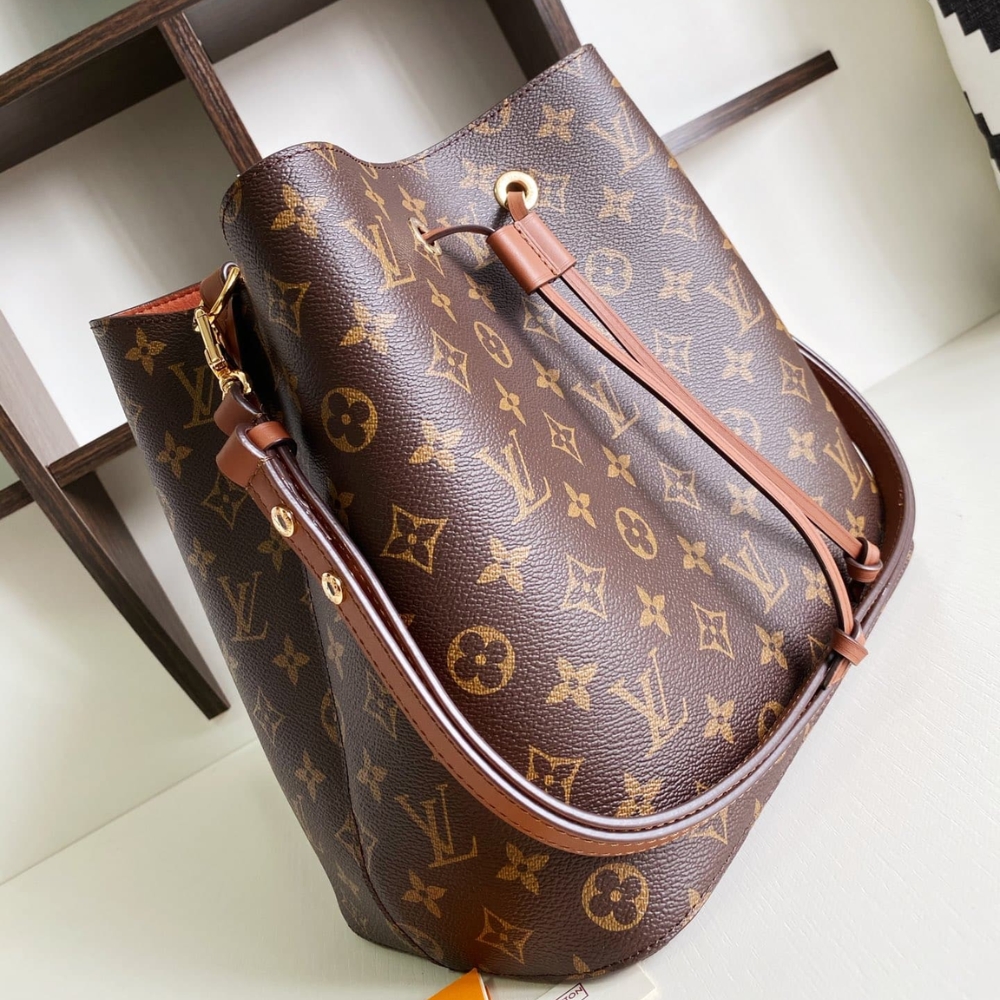 LOUIS VUITTON NÉONOÉ MM CARAMEL BROWN 26CM M44887 - Image 2