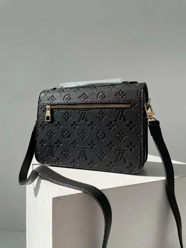 LOUIS VUITTON MONOGRAM CANVAS POCHETTE MÉTIS BLACK 25CM - Image 2