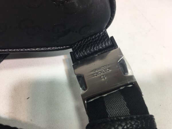 GUCCI FANNY PACK BELT BAG MONOGRAM GG BLACK 27CM - Image 4