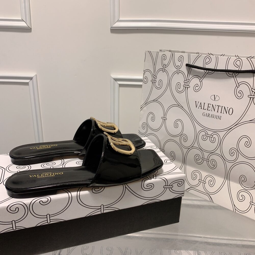 VALENTINO VLOGO SIGNATURE SQUARE TOE SLIDE BLACK SANDAL - Image 2