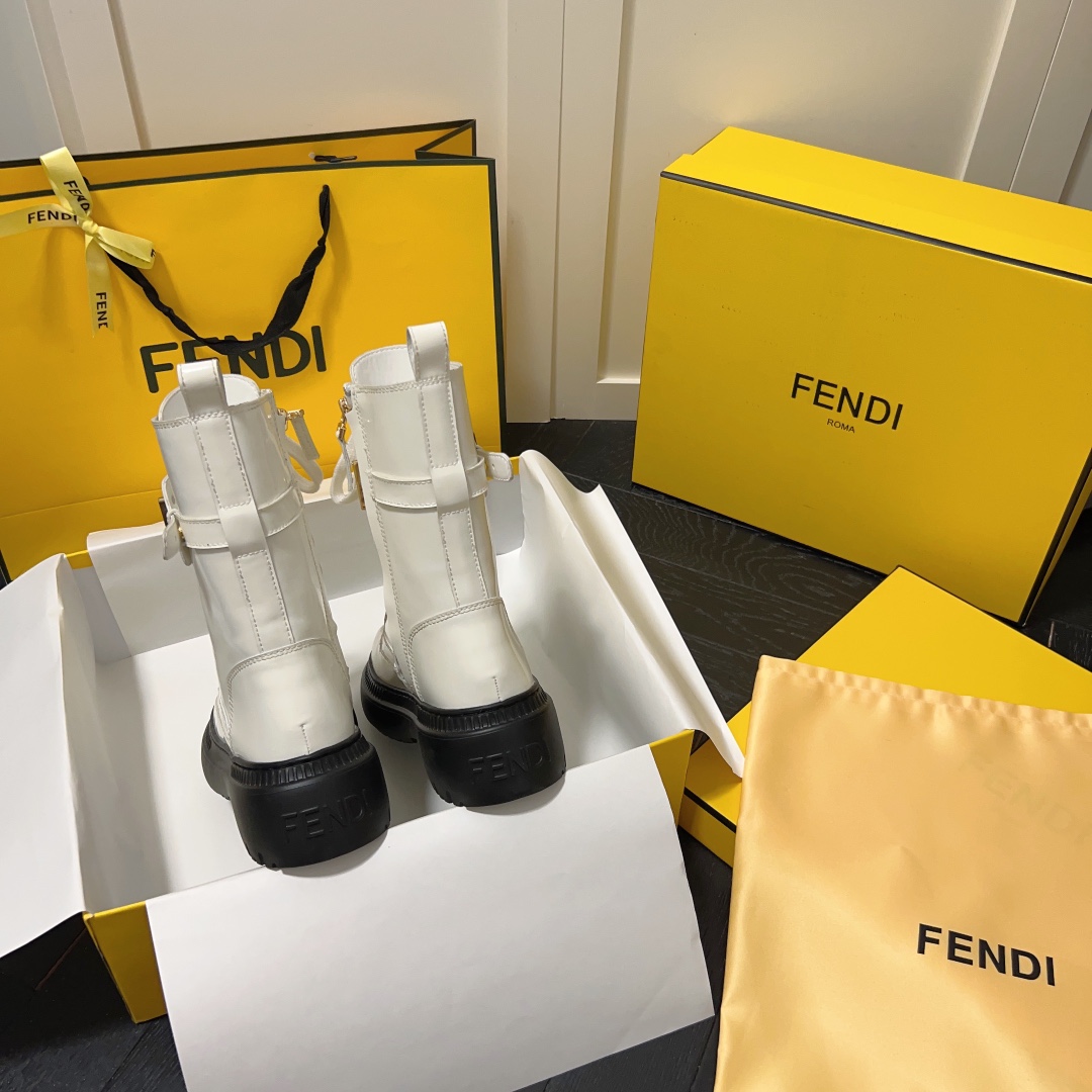 FENDI WOMEN'S BLACK LEATHER ANKLE BOOTS WHITE - Image 6