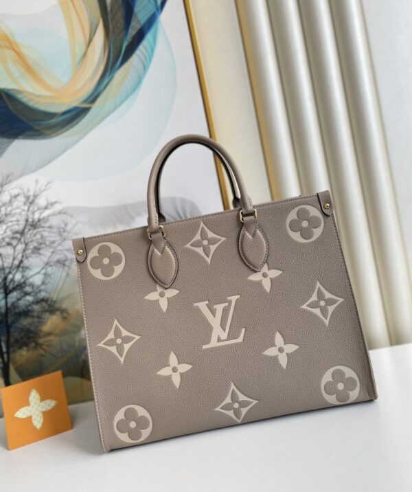LOUIS VUITTON ONTHEGO MM 35CM BEIGE M45494 - Image 4
