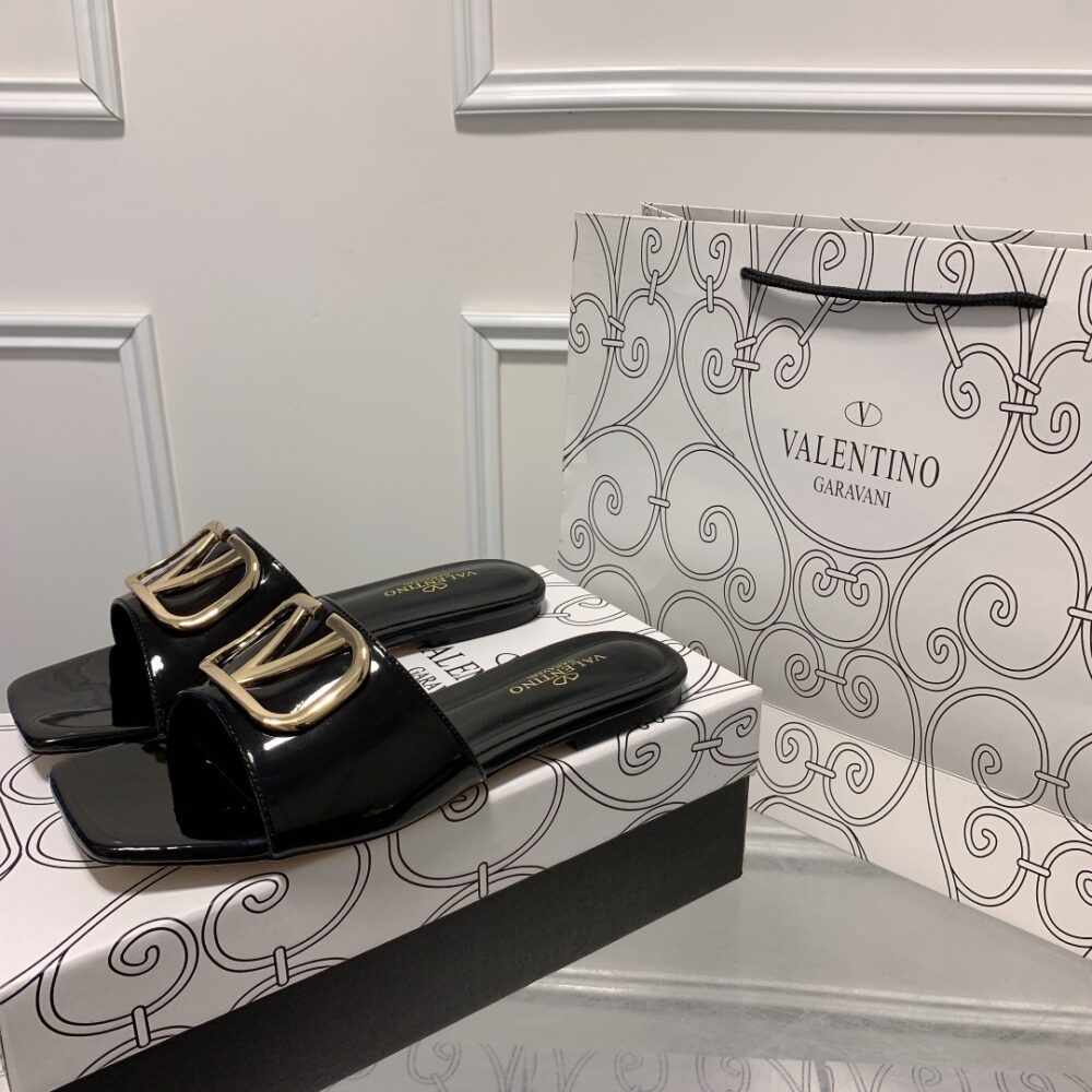 VALENTINO VLOGO SIGNATURE SQUARE TOE SLIDE BLACK SANDAL - Image 3