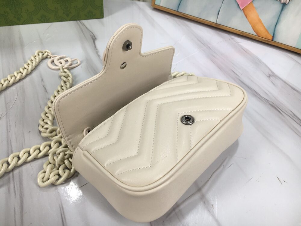 GUCCI WOMEN'S NATURAL GG MARMONT LEATHER BAG WHITE 16.5CM 699757 UM8KV 9022 - Image 5