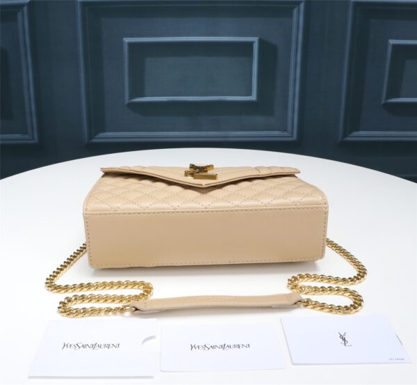 SAINT LAURENT ENVELOPE SMALL BAG IN MIX MATELASSÉ GRAIN DE POUDRE EMBOSSED BEIGE 600195BOW912721 - Image 7