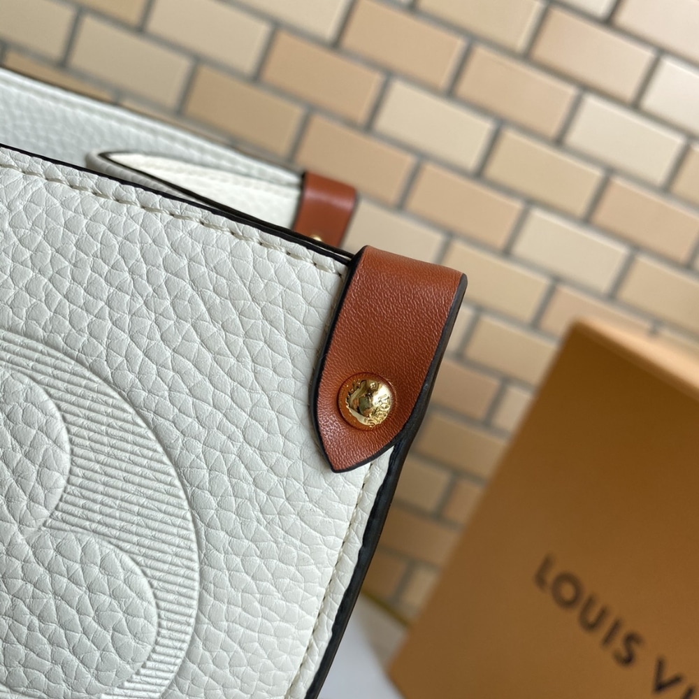 LOUIS VUITTON ONTHEGO GM WHITE BAG 41CM M44558 - Image 6