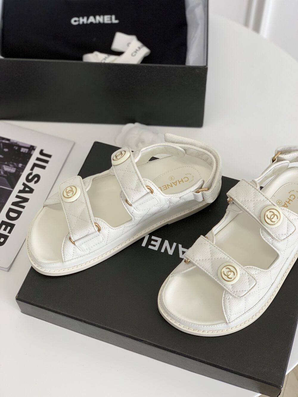 CHANEL CC BUTTON VELCRO WHITE SANDALS GRAINED LEATHER - Image 6