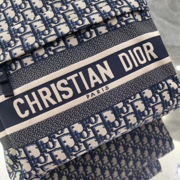 DIOR TRAVEL BACKPACK NAVY BLUE OBLIQUE JACQUARD M6104STZQ 35CM - Image 5
