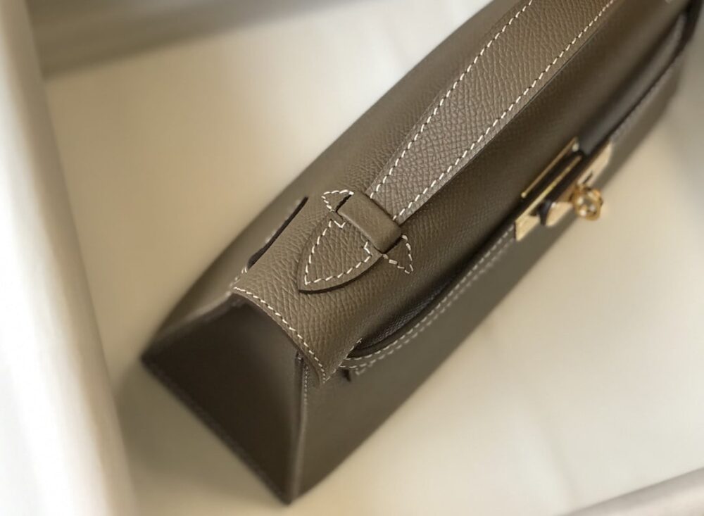 HERMES MINI KELLY POCHETTE GOLD TONED HARDWARE DARK BEIGE 22CM - Image 7