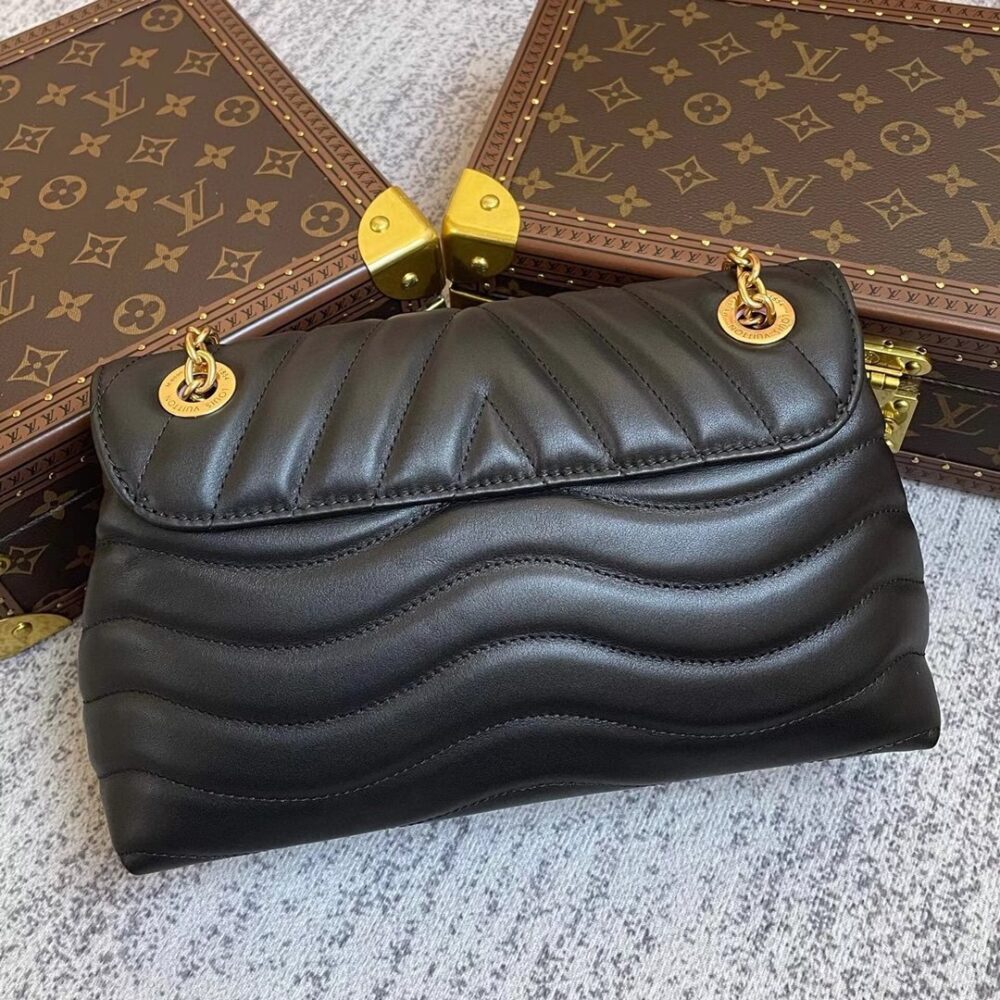 LOUIS VUITTON NEW WAVE CHAIN BAG MM BLACK 24CM M58552 - Image 3