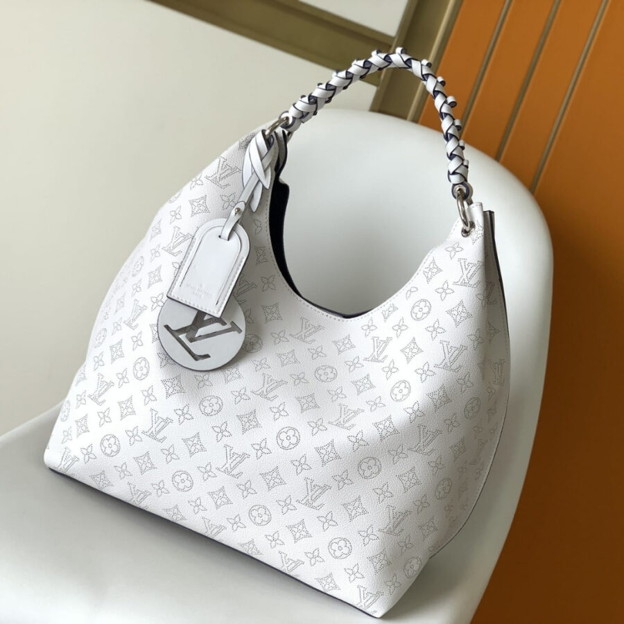 Alternative view of Louis Vuitton Carmel Hobo Mahina Leather White 40Cm M57572