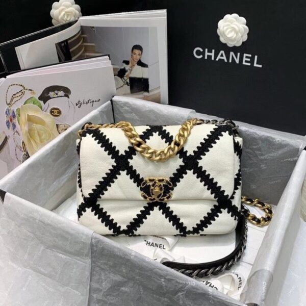 CHANEL 19 FLAP BAG CROCHET GOLD AND SILVER TONE WHITE BLACK 24CM AS1160 B04824 C0200 - Image 2
