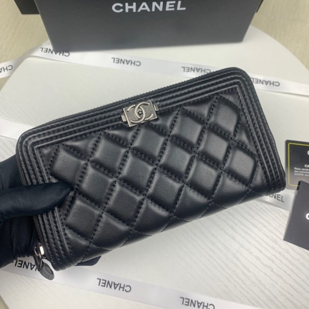CHANEL BOY LONG ZIPPED WALLET SILVER HARDWARE BLACK 19CM - Image 2