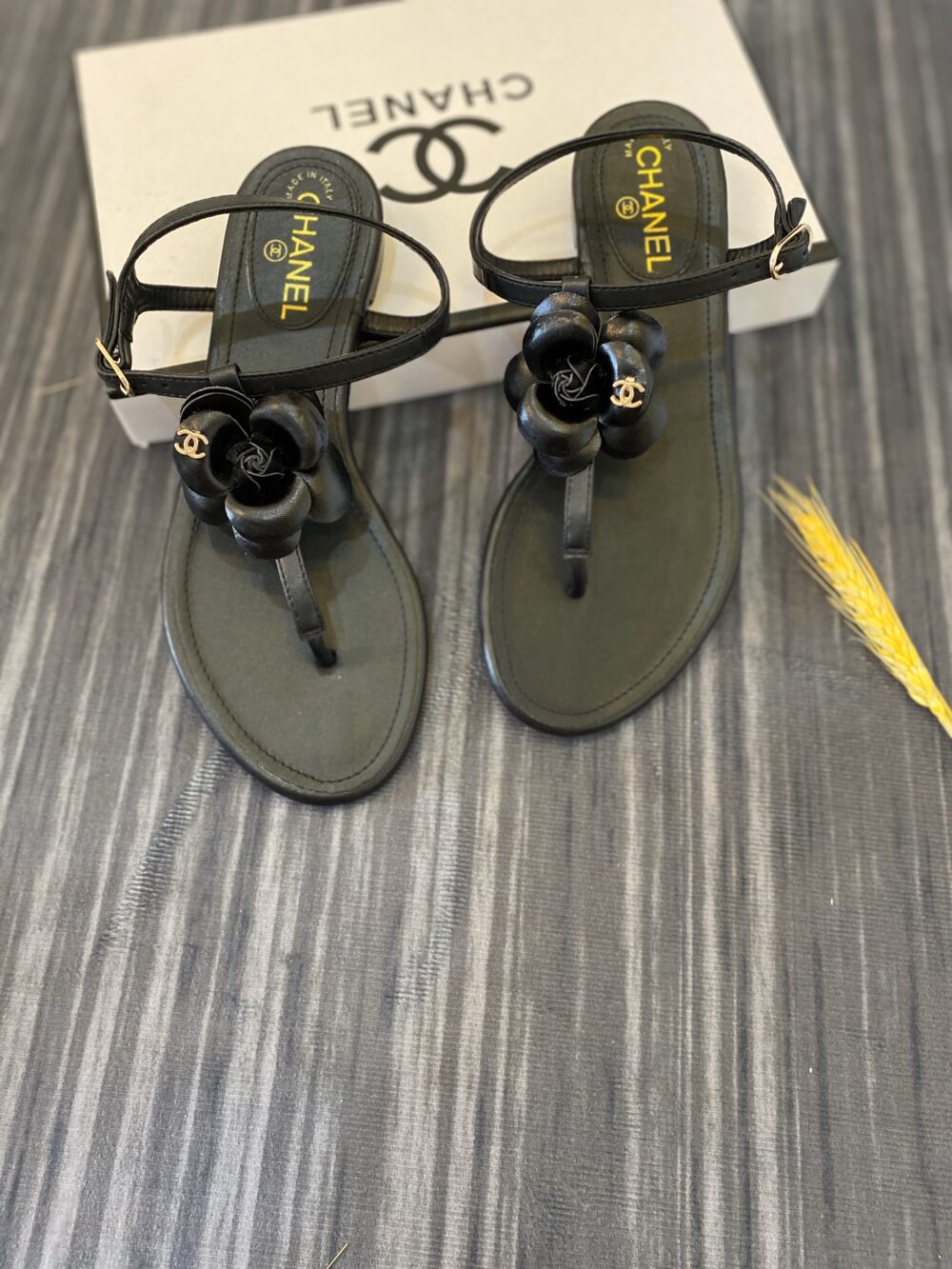 CHANEL JELLY BLACK RUBBER CAMELLIA SANDALS BLACK - Image 4