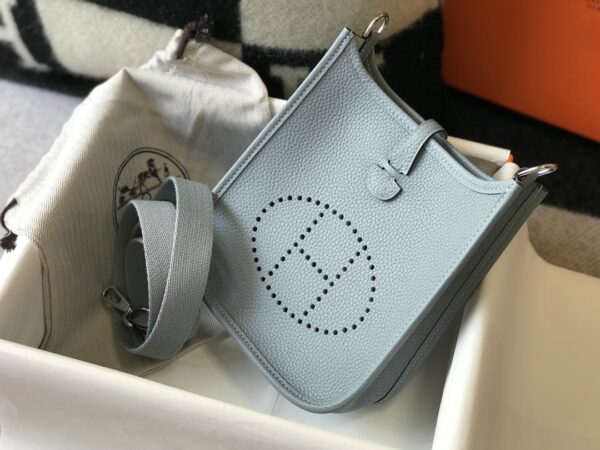 HERMES EVELYNE 16 AMAZONE LIGHT BLUE BAG 16CM - Image 8