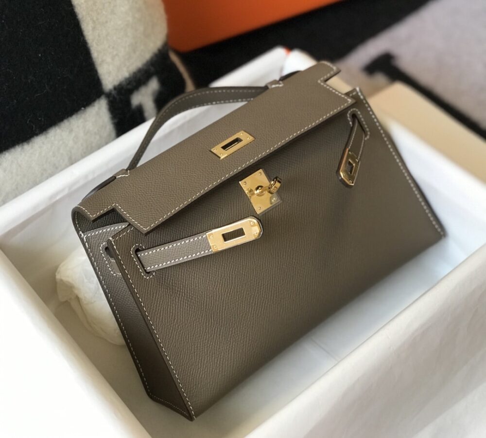 HERMES MINI KELLY POCHETTE GOLD TONED HARDWARE DARK BEIGE 22CM - Image 3