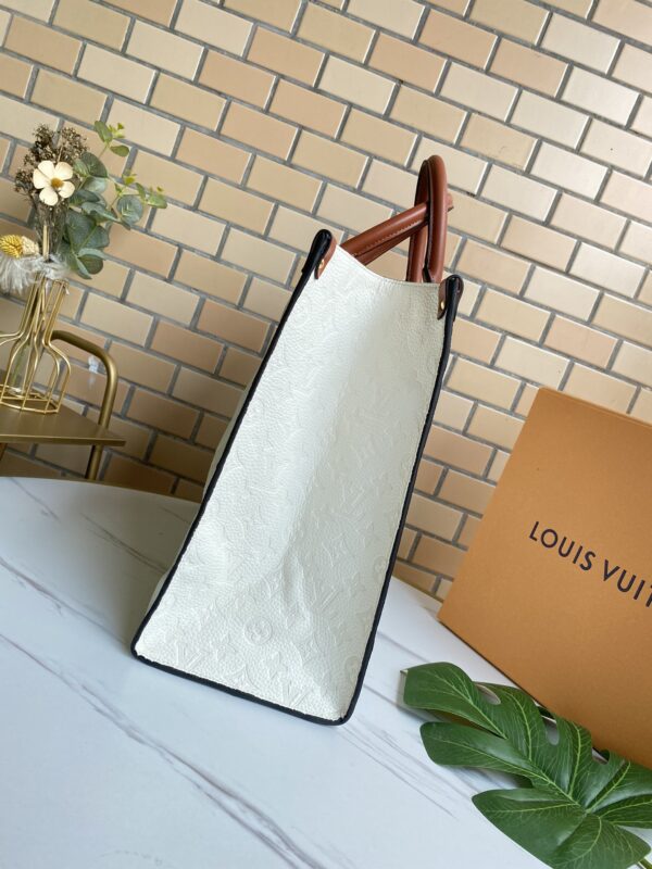 LOUIS VUITTON ONTHEGO GM WHITE BAG 41CM M44558 - Image 4