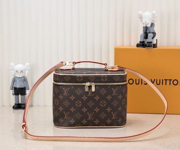 LOUIS VUITTON NICE MINI TOILETRY POUCH 24CM M44495 - Image 8