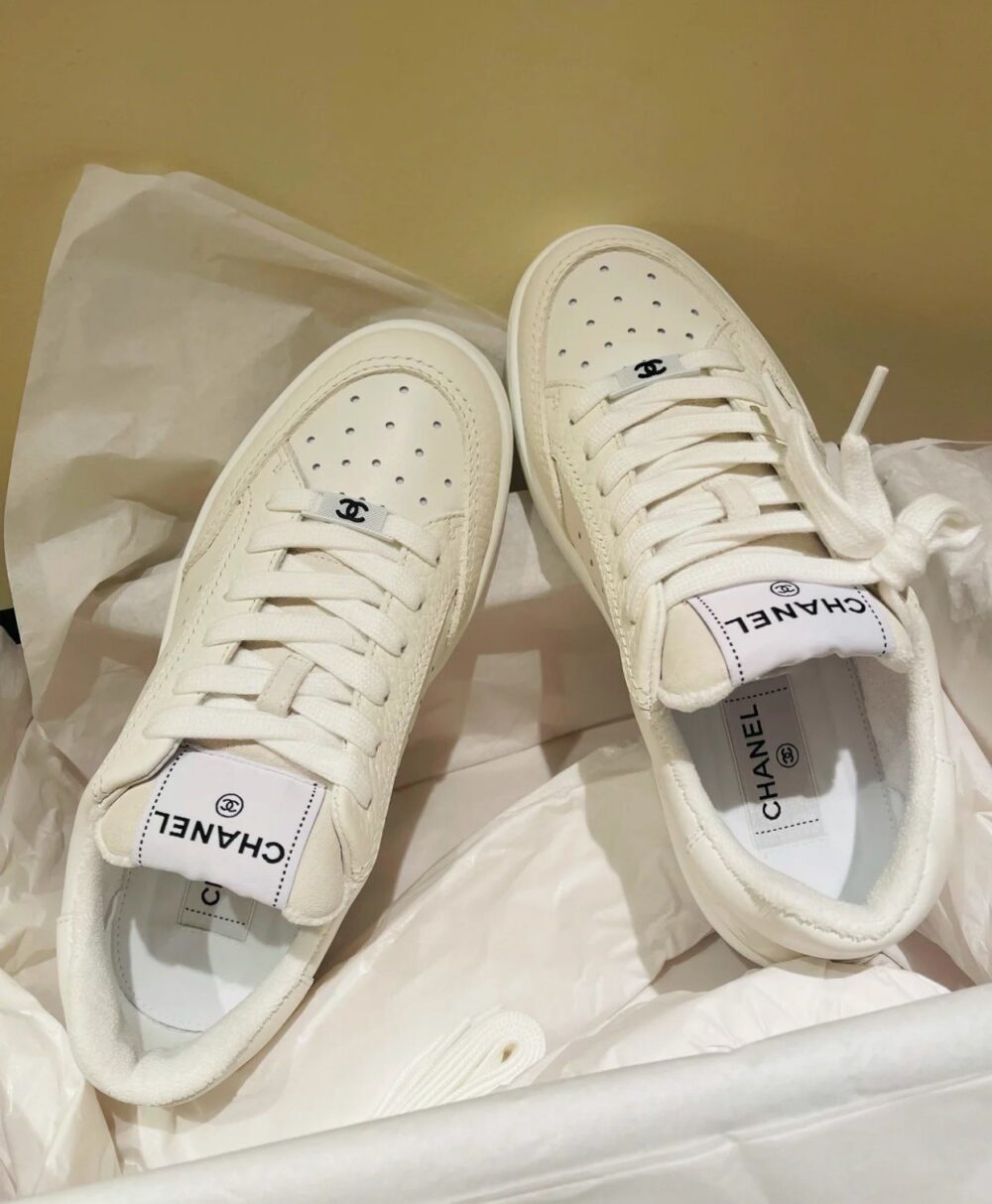 CHANEL RUNNER TRAINER SNEAKER WHITE G35934 - Image 4