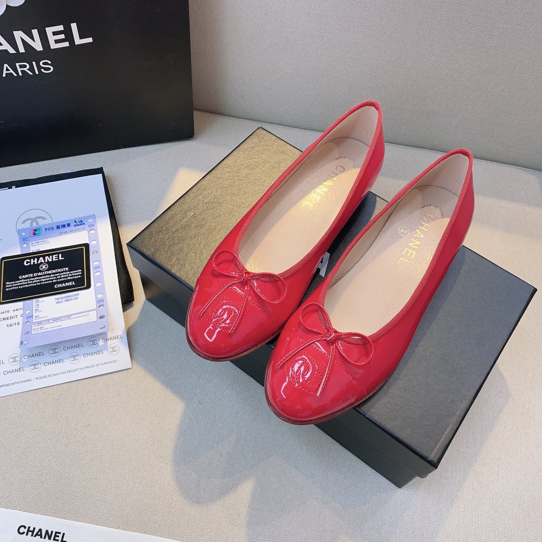 Chanel Patent Leather CC Cap Toe Ballet Flats Red - Image 2