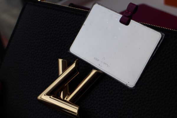 LOUIS VUITTON TWIST ONE HANDLE PM 25CM BLACK M57093 - Image 6