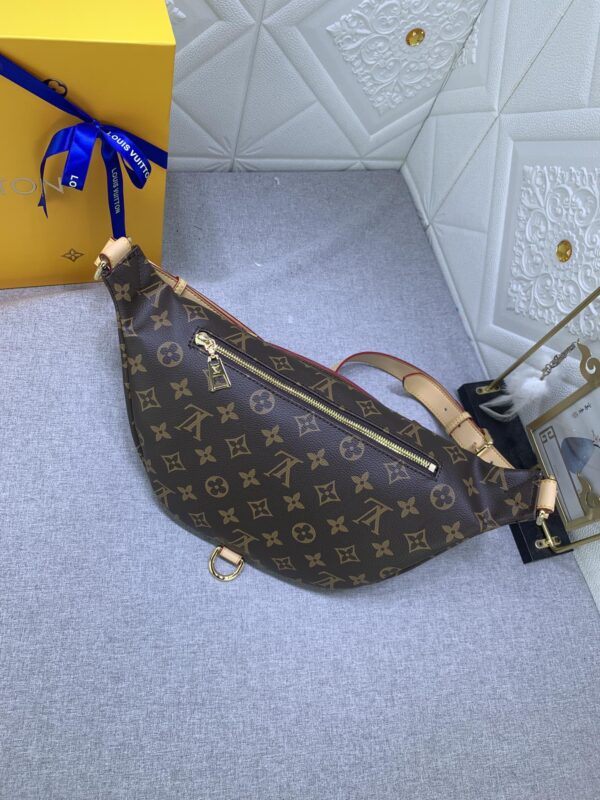 LOUIS VUITTON MONOGRAM BUMBAG BROWN M43644 - Image 8