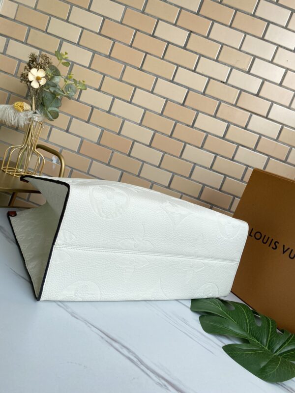 LOUIS VUITTON ONTHEGO GM WHITE BAG 41CM M44558 - Image 6