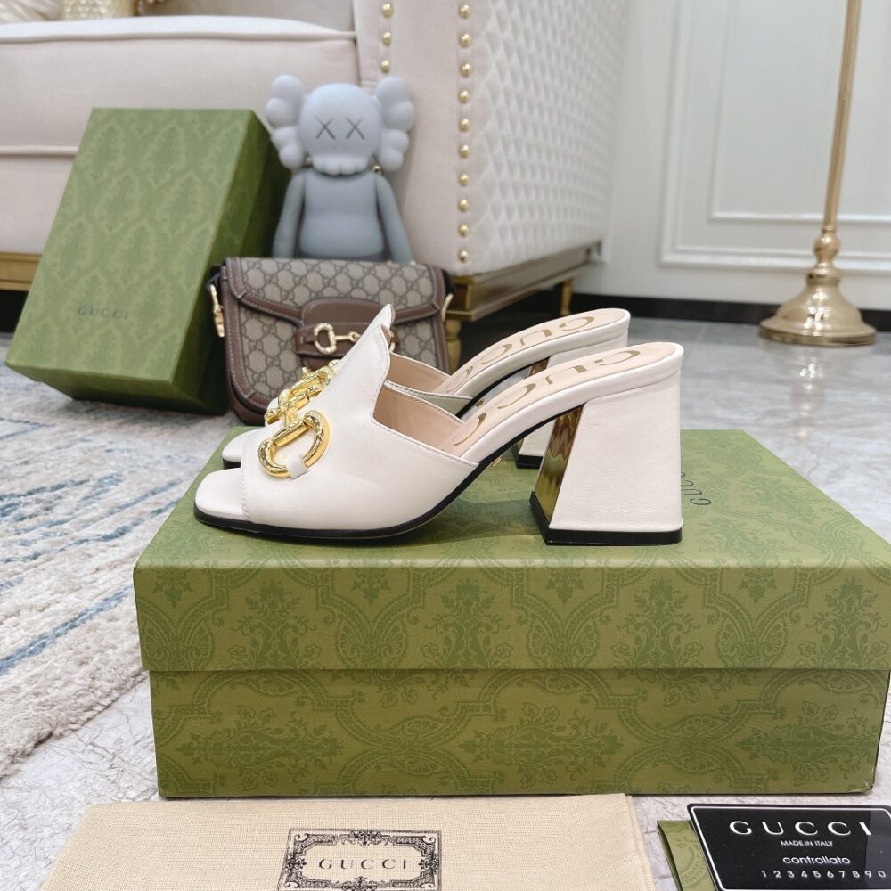 GUCCI WOMEN’S SLIDE SANDAL WITH HORSEBIT WHITE 655412 BKO00 9022 - Image 8