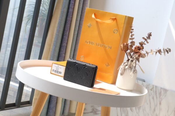 Louis Vuitton Cléa Wallet Tourterelle BLACK M80152 - Image 3