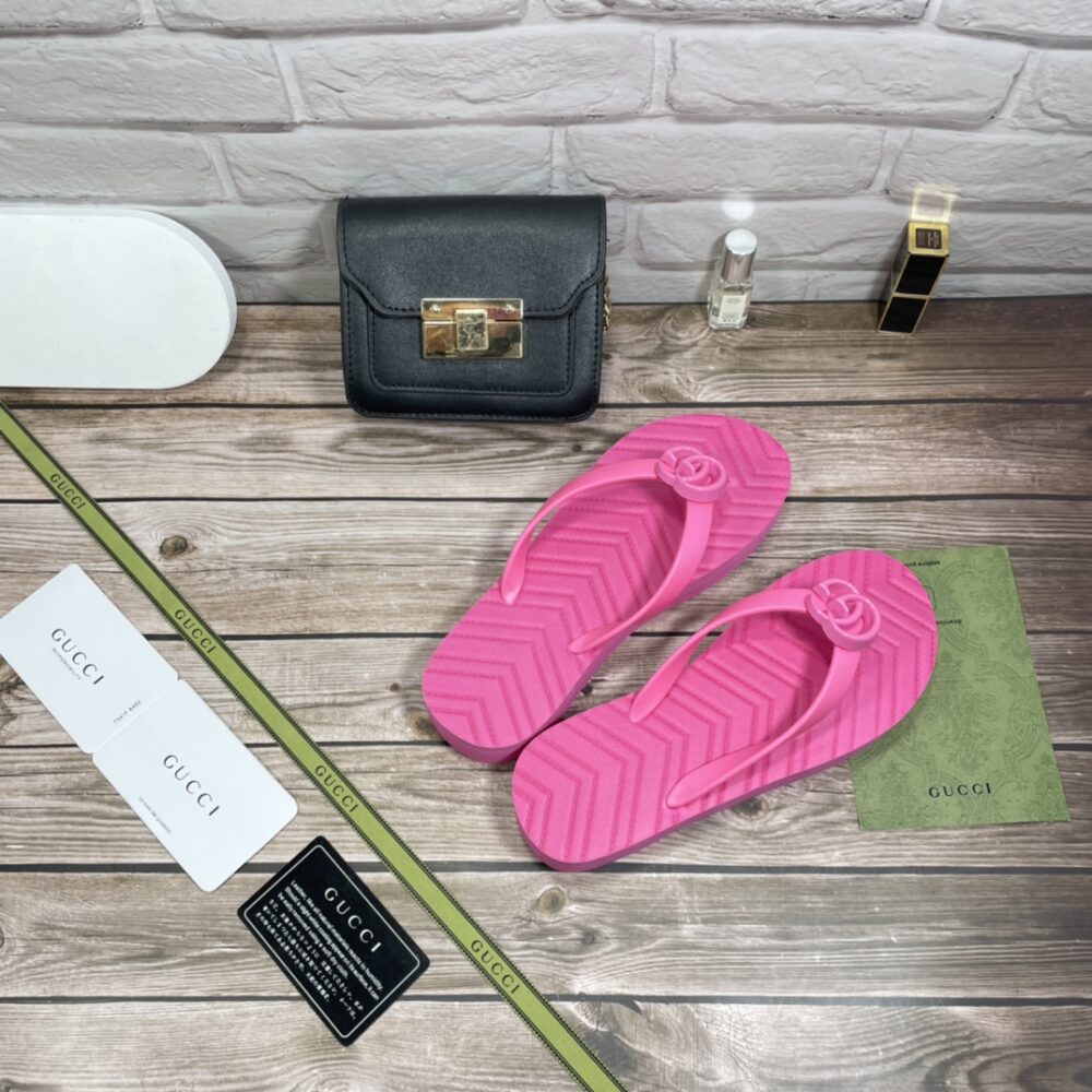 GUCCI WOMEN’S CHEVRON THONG SANDAL PINK ‎655463 J8710 5609 - Image 6