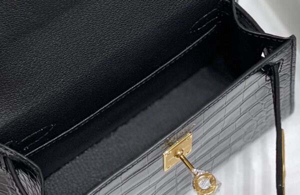 HERMES MINI KELLY CROCODILE GOLD-TONED HARDWARE BLACK 19CM - Image 3