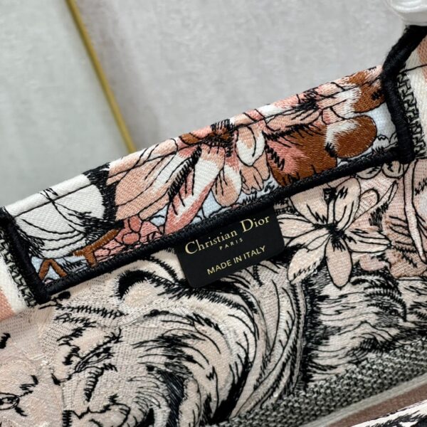DIOR LARGE BOOK TOTE MULTICOLOR LA FORCE EMBROIDERY 42CM M1286ZFOR M884 - Image 3