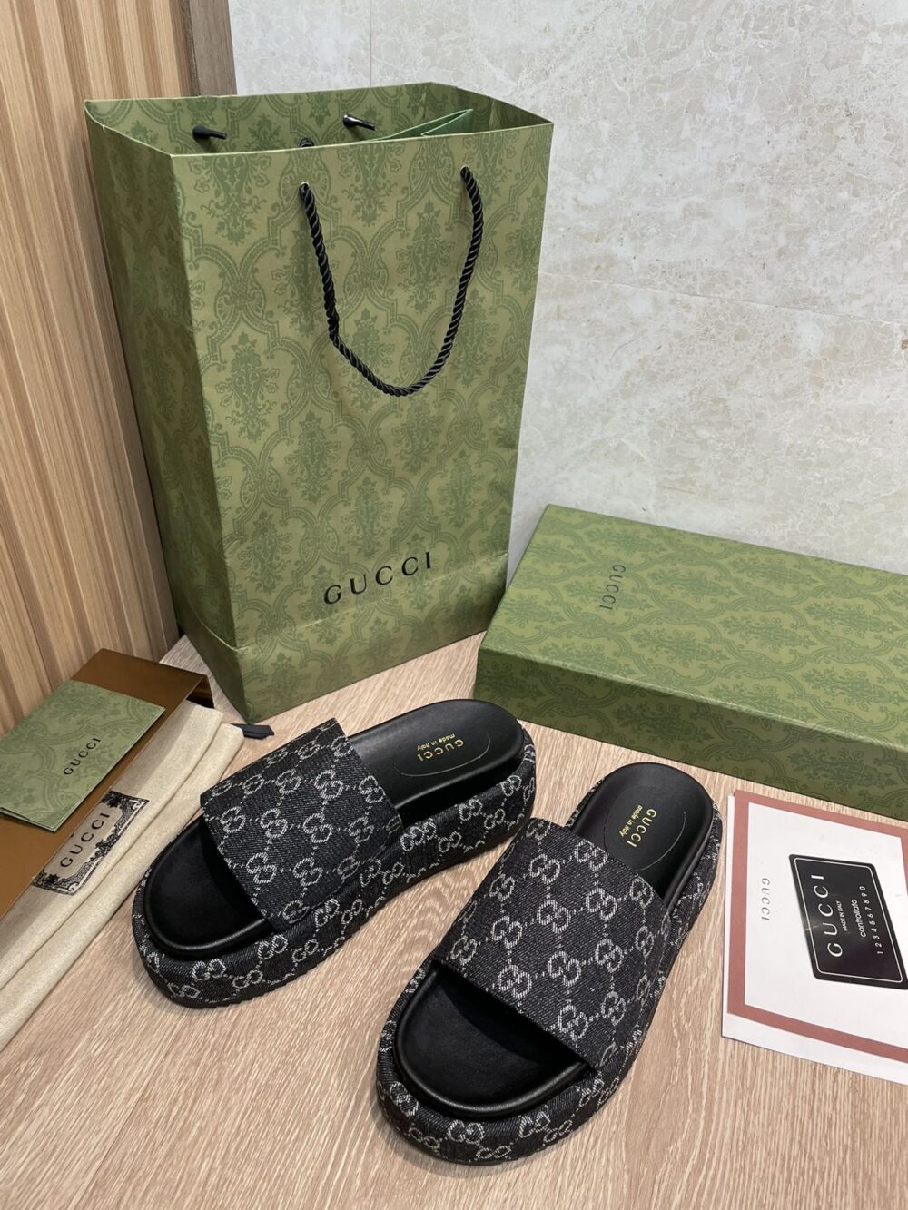GUCCI WOMEN’S GG LAME PLATFORM SLIDE SANDAL BLACK 623212 UN300 1289 - Image 4