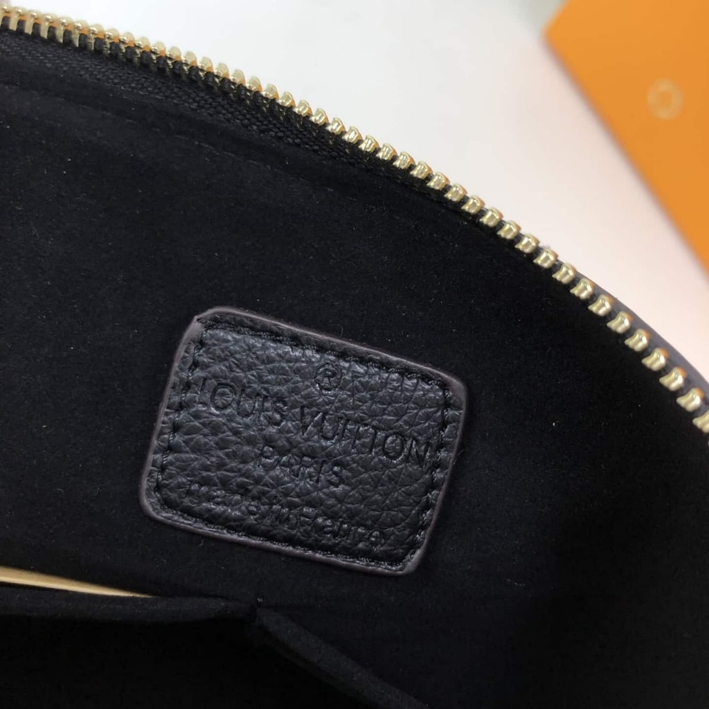 Louis Vuitton Maida Hobo Bag Monogram Canvas Black 32Cm - Image 9